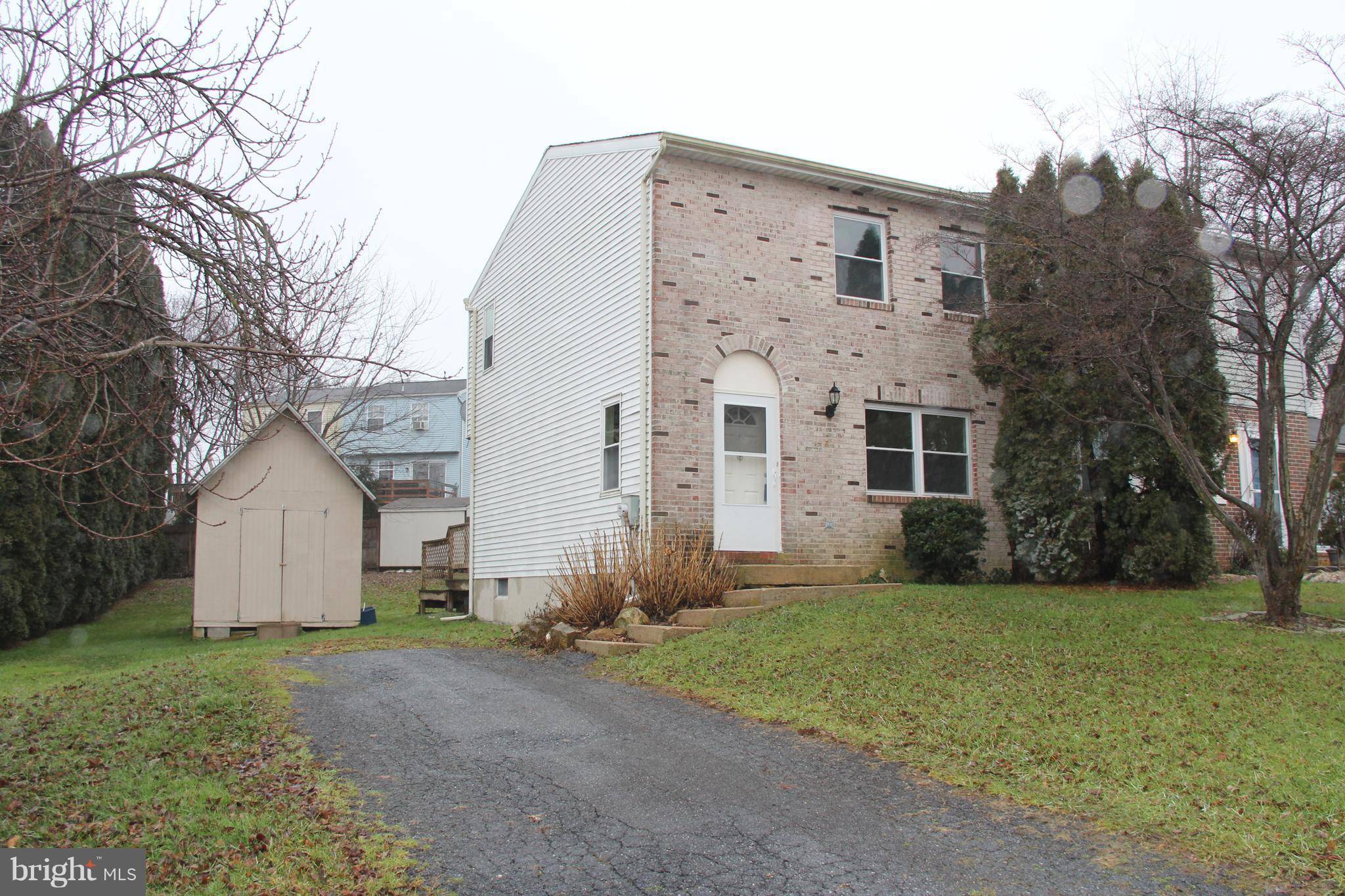 Lancaster, PA 17603,1057 MONTICELLO LN