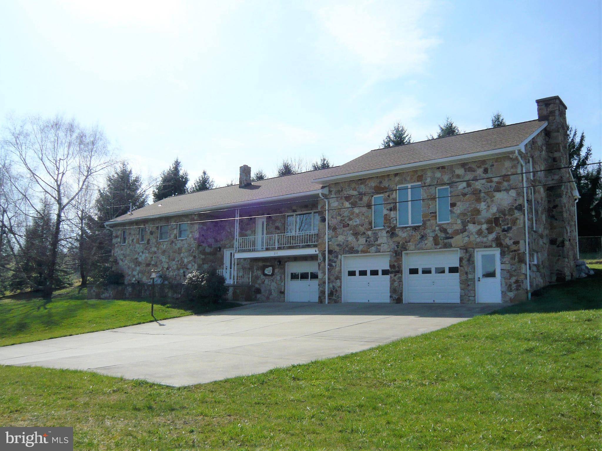 Addison, PA 15411,251 FRIENDSVILLE