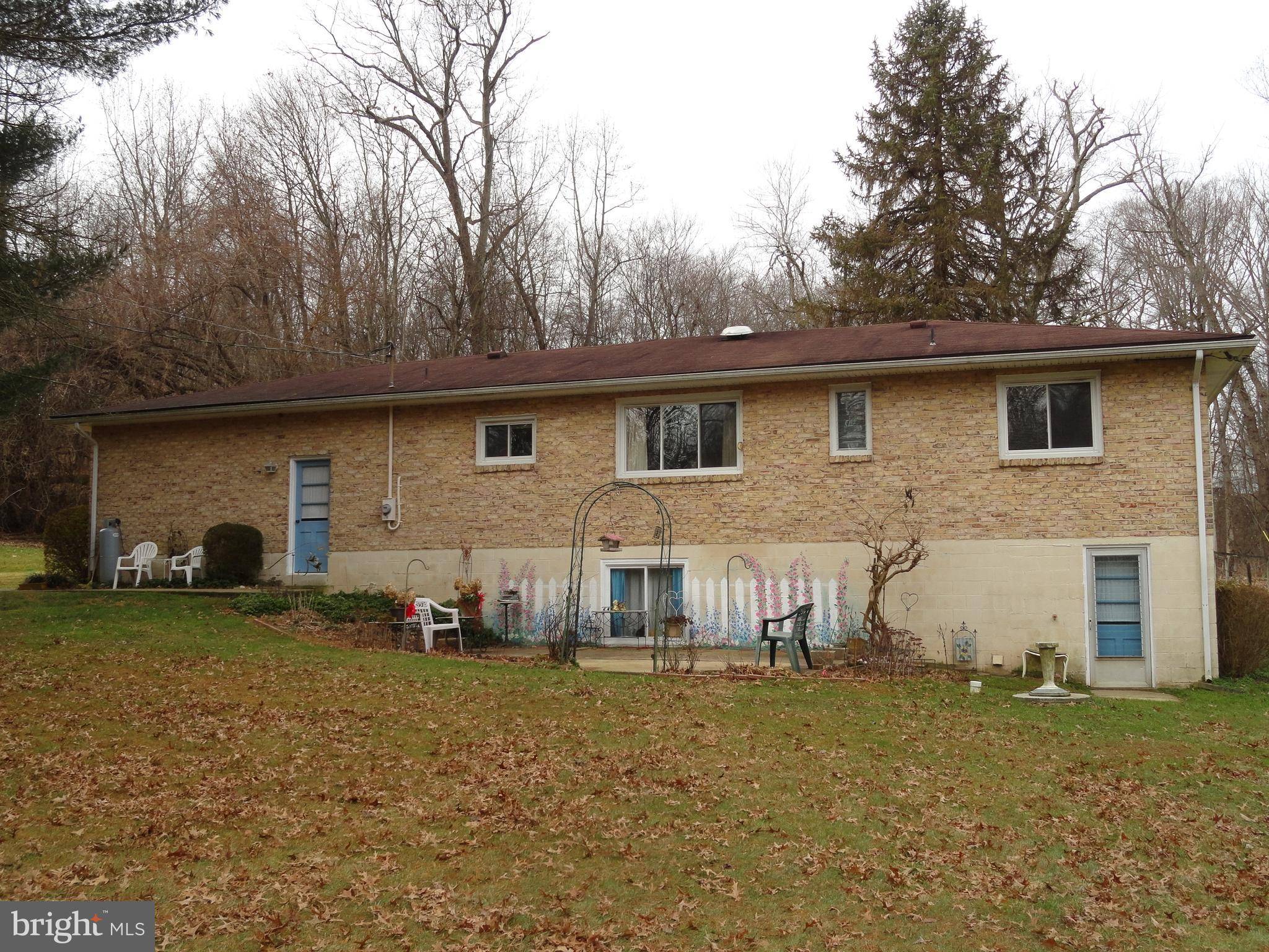 Glen Rock, PA 17327,10435 PARK RD