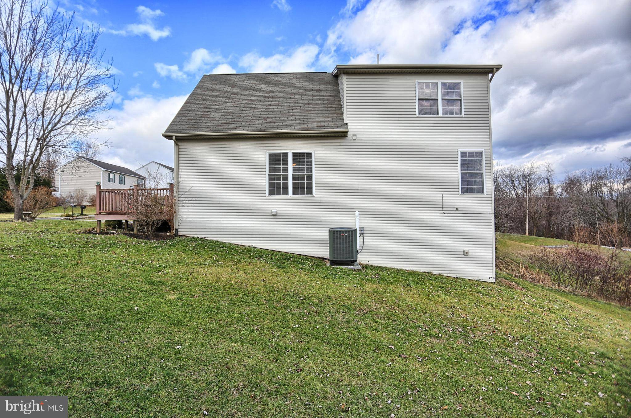 Etters, PA 17319,609 HILL POINT DR