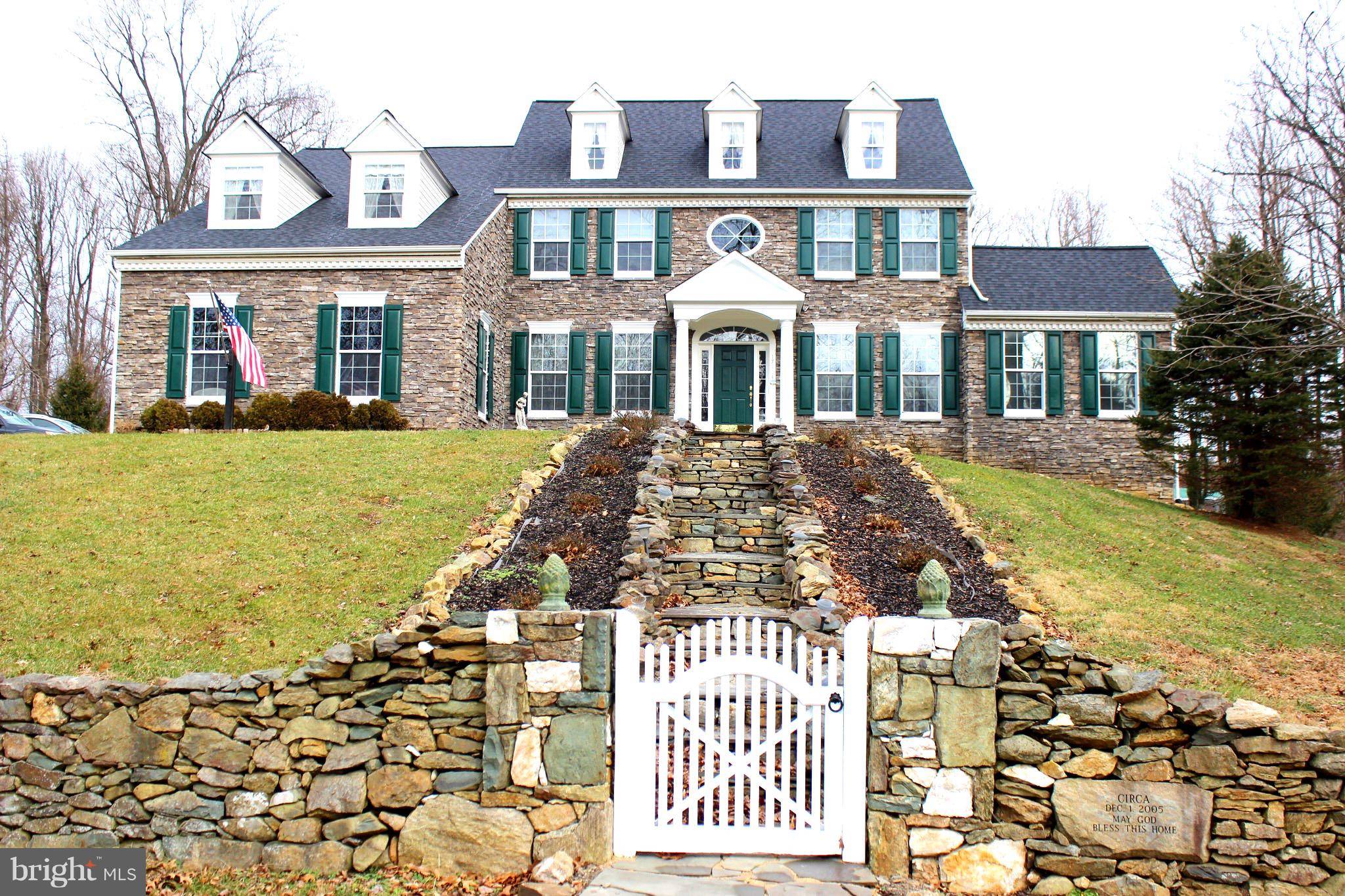 Round Hill, VA 20141,17104 FLINT FARM DR