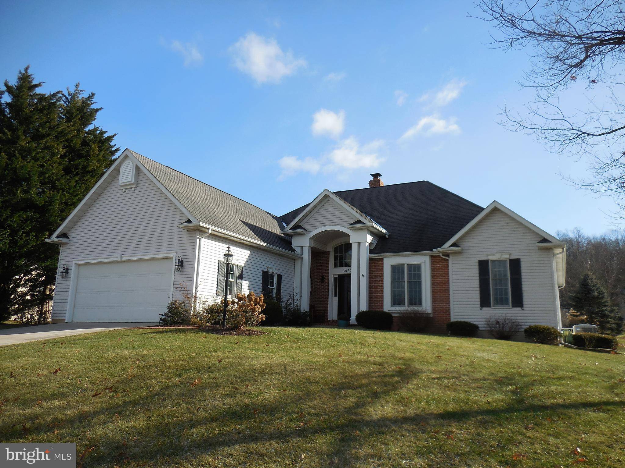 Fayetteville, PA 17222,6937 FAIRWAY OAKS