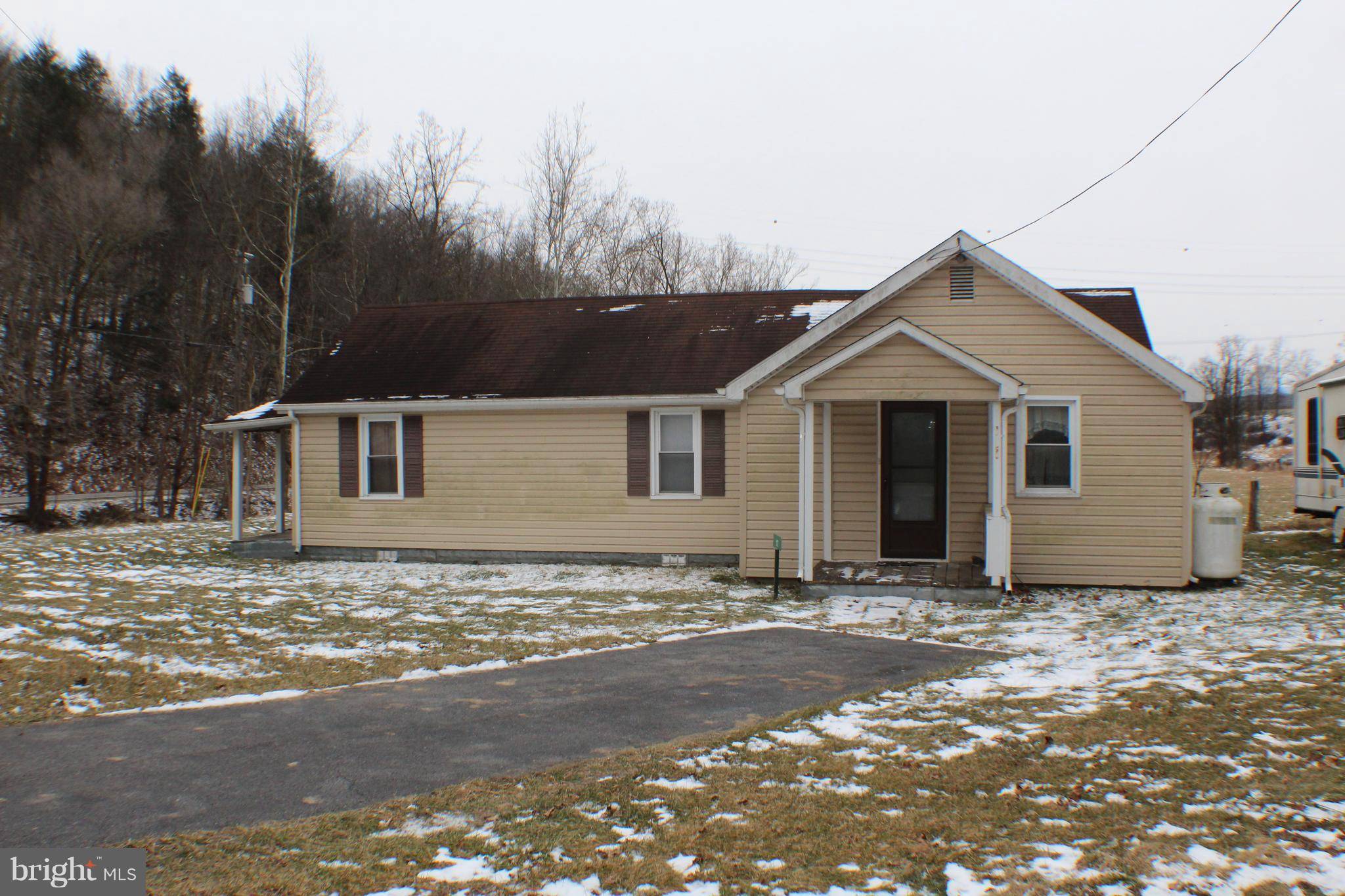 Mount Storm, WV 26739,17 MAGISTRATE LN