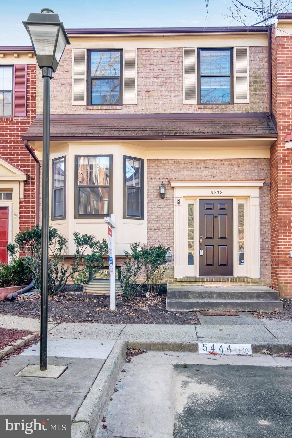 Alexandria, VA 22304,5438 BARRISTER PL