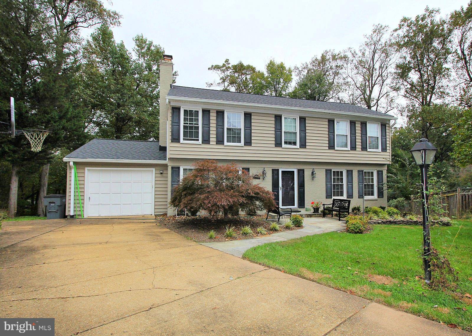 Falls Church, VA 22043,7308 IDYLWOOD CT