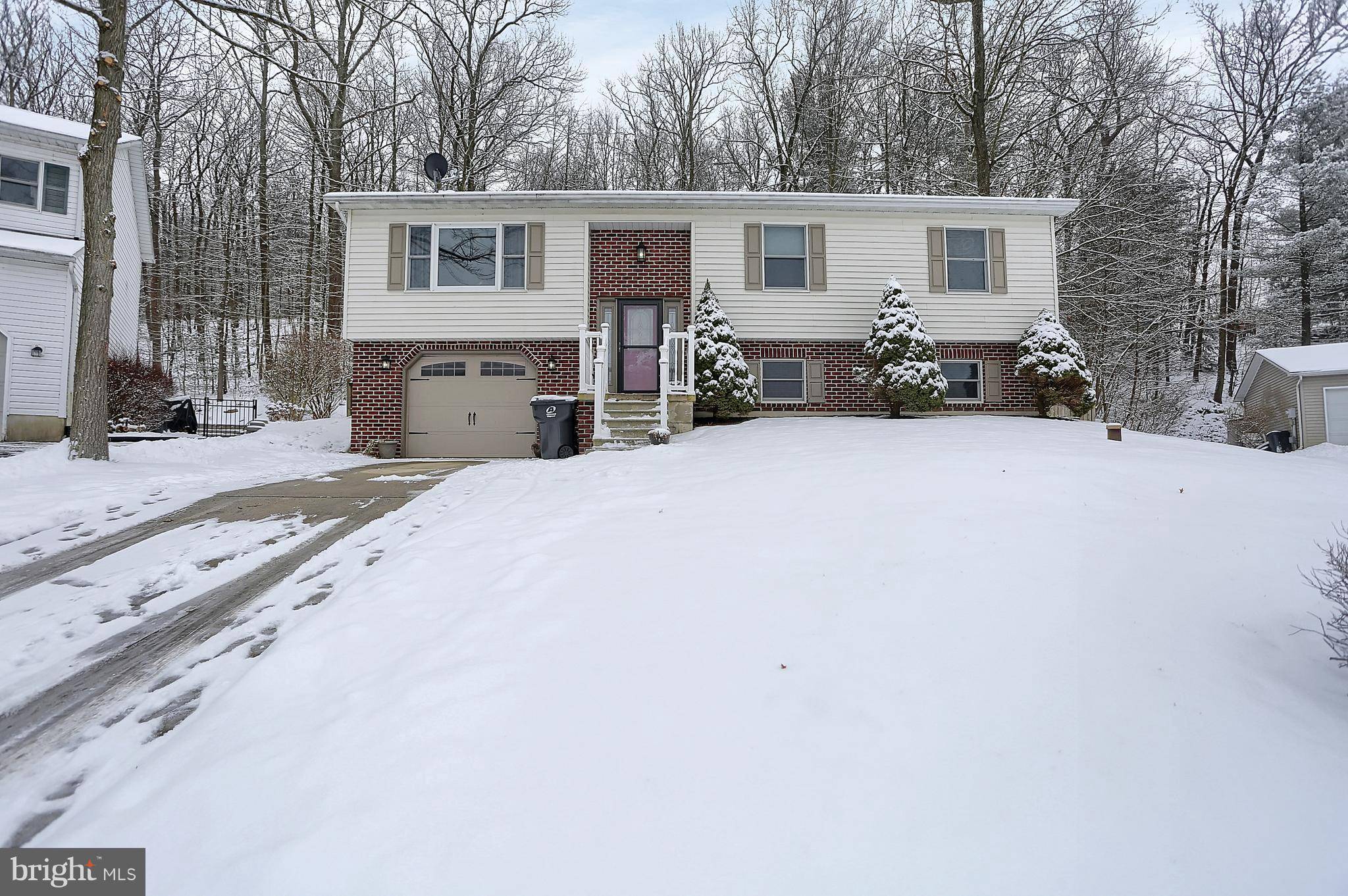 Mount Holly Springs, PA 17065,24 YANKEE DR