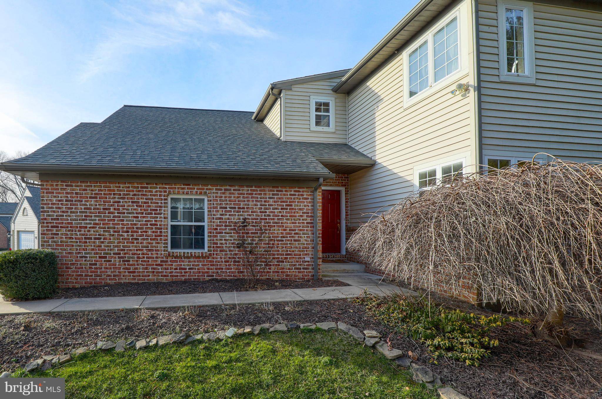 Millersville, PA 17551,521 THORNGATE PL