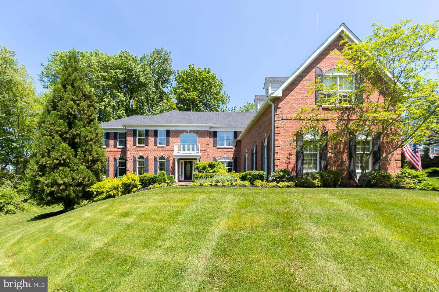 West Chester, PA 19382,895 BREEZE WOOD LN