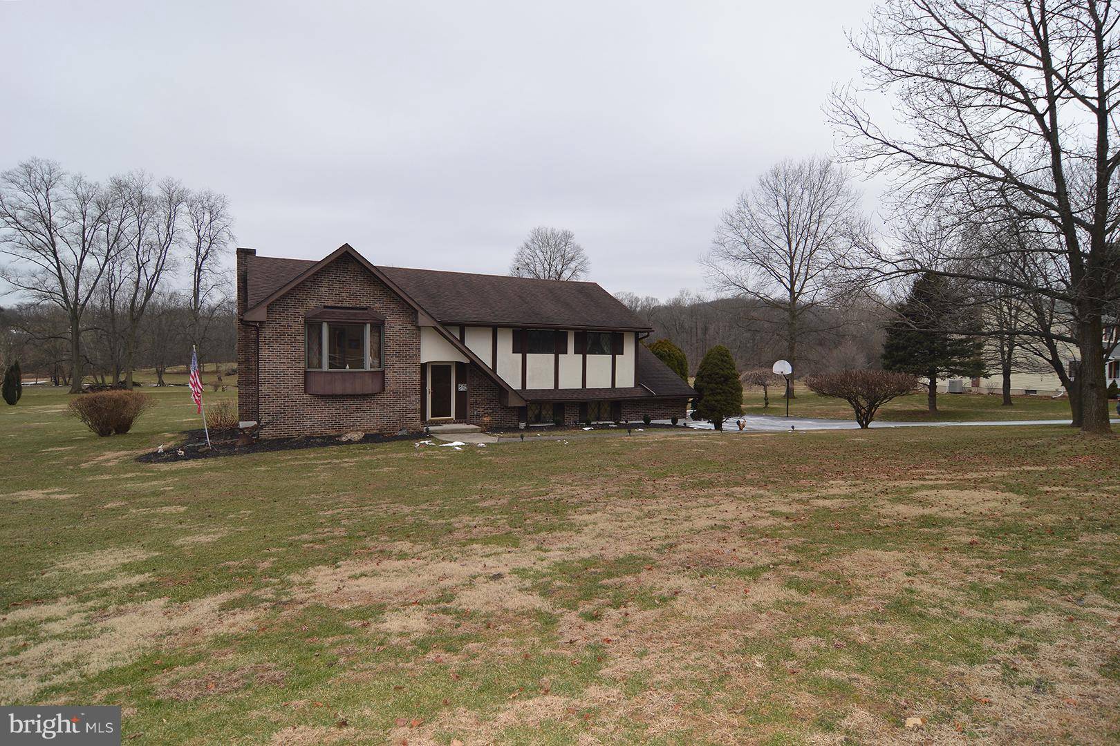 Limekiln, PA 19535,940 LIMEKILN RD