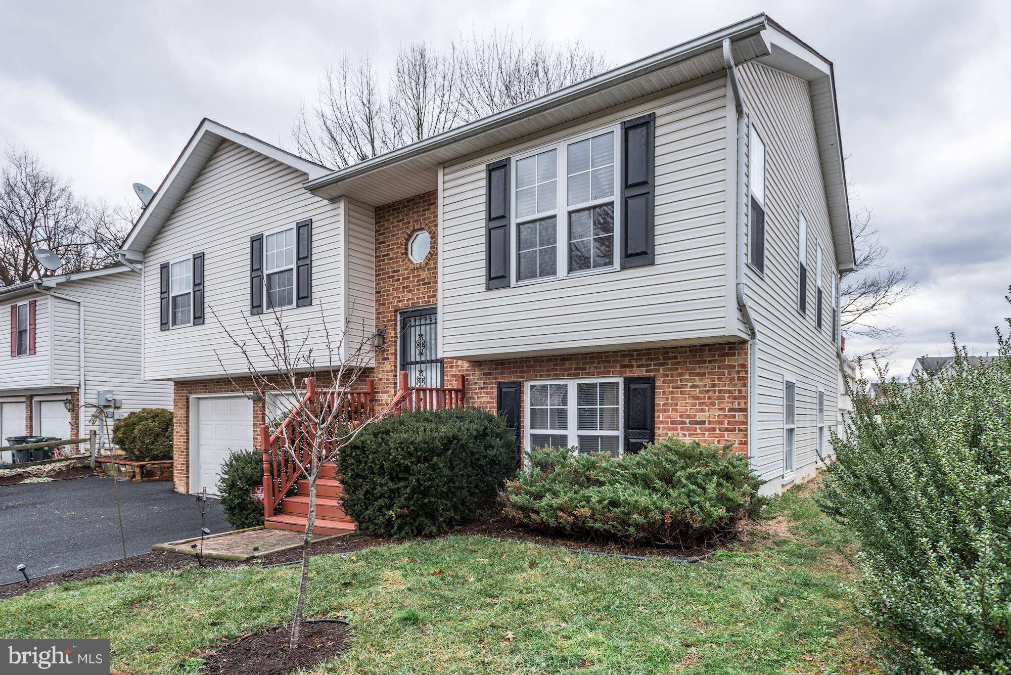 Stephens City, VA 22655,108 DEER HILL CT