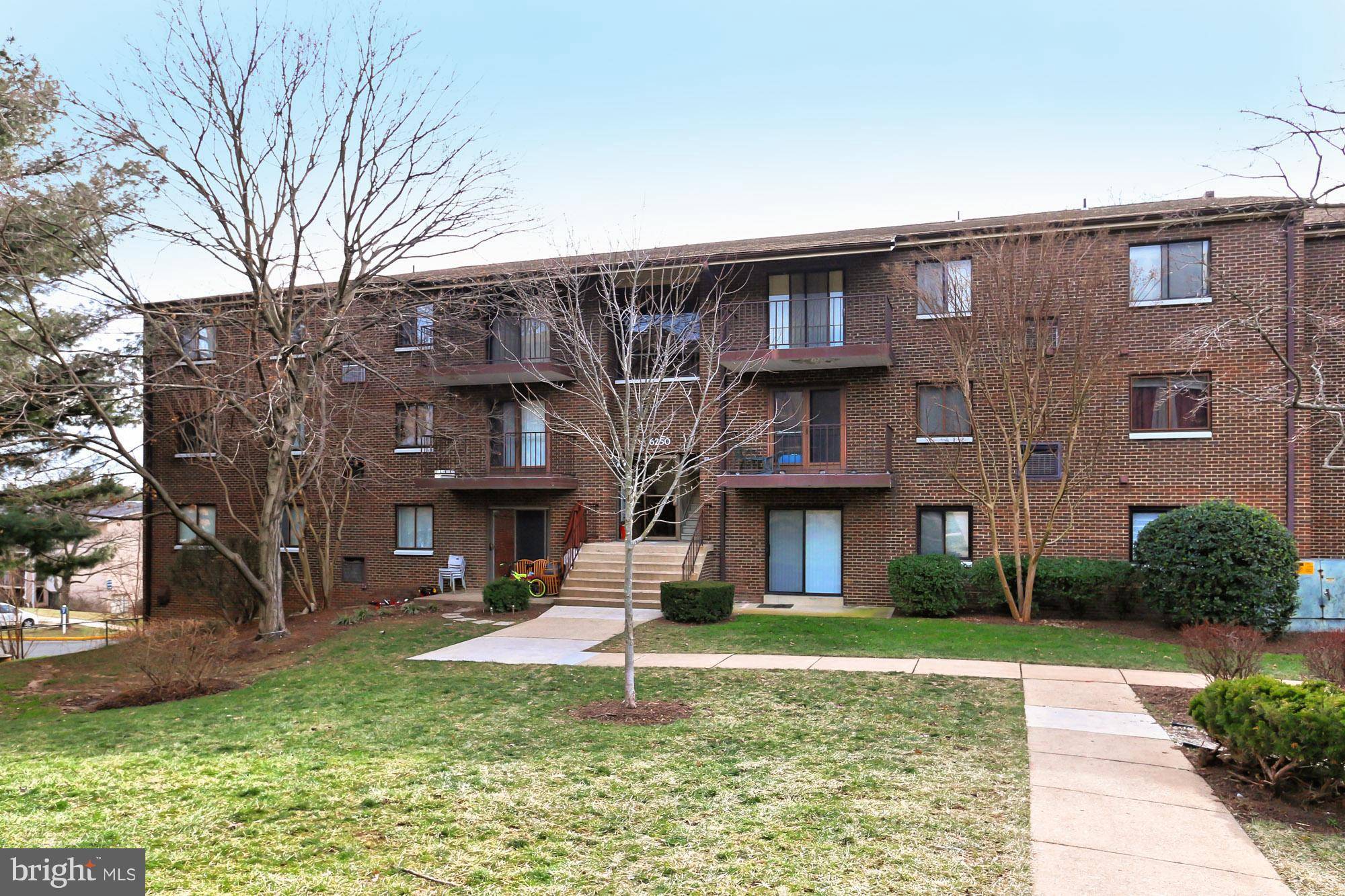 Alexandria, VA 22312,6250 EDSALL RD #403