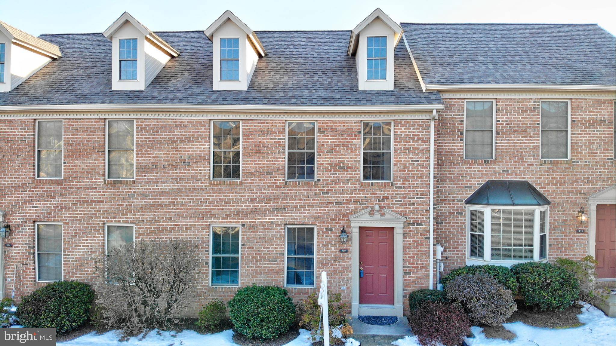 Harrisburg, PA 17110,305 WOODLAND VIEW CT