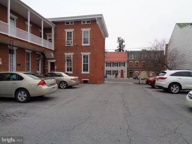 Carlisle, PA 17013,118 S HANOVER ST