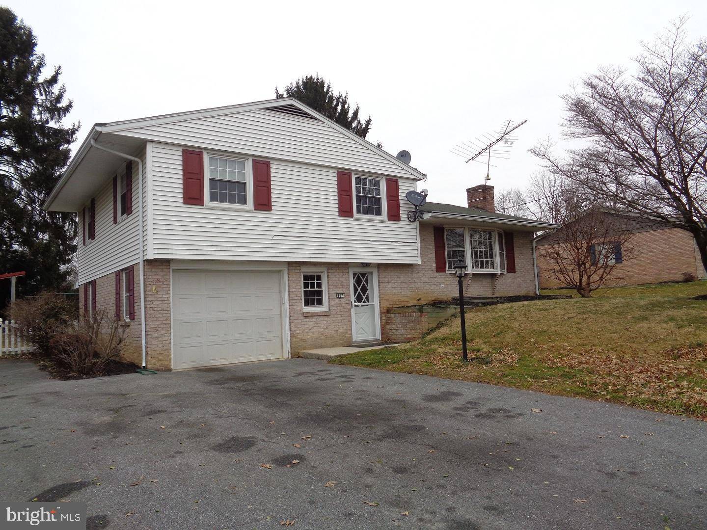 Willow Street, PA 17584,107 PENN GRANT RD