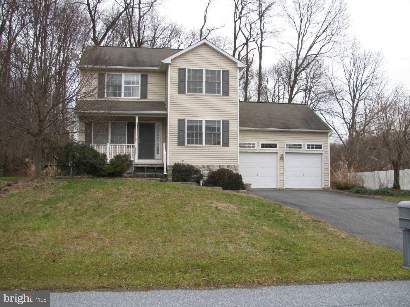 Bainbridge, PA 17502,108 COMMODORE DR