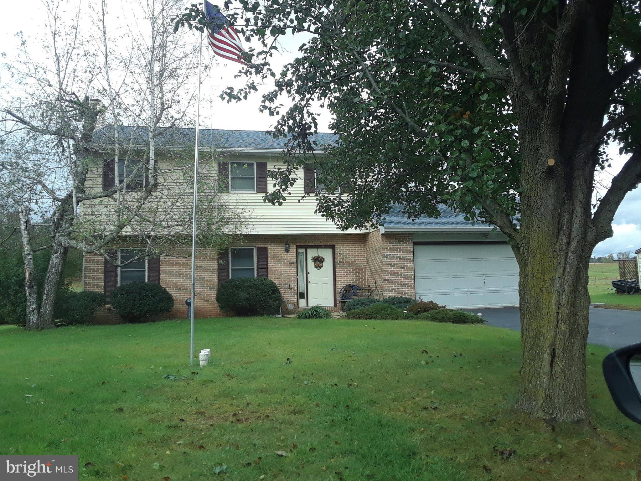 Stevens, PA 17578,865 MATTHEW DR