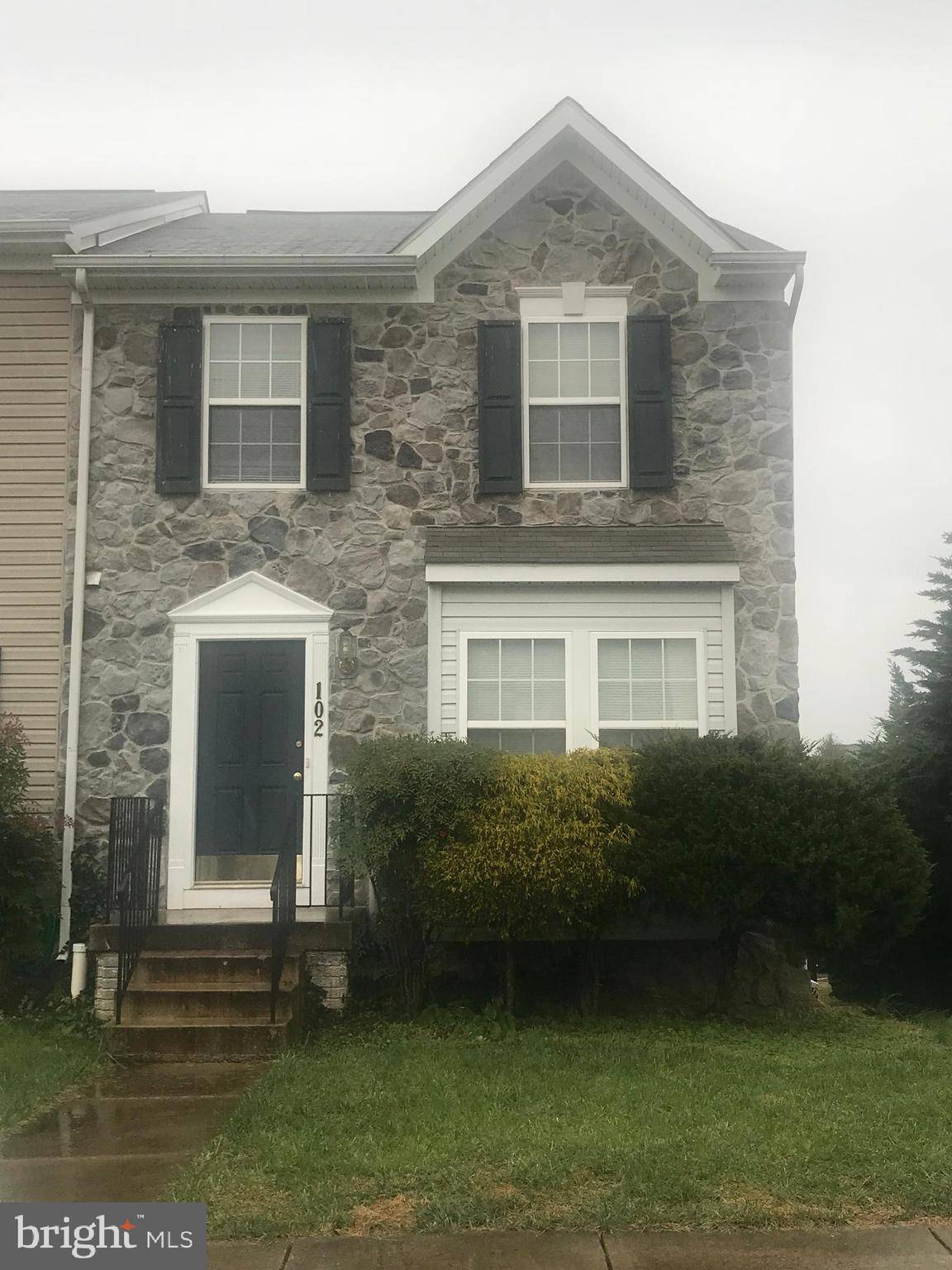 Charles Town, WV 25414,102 DUNLAP