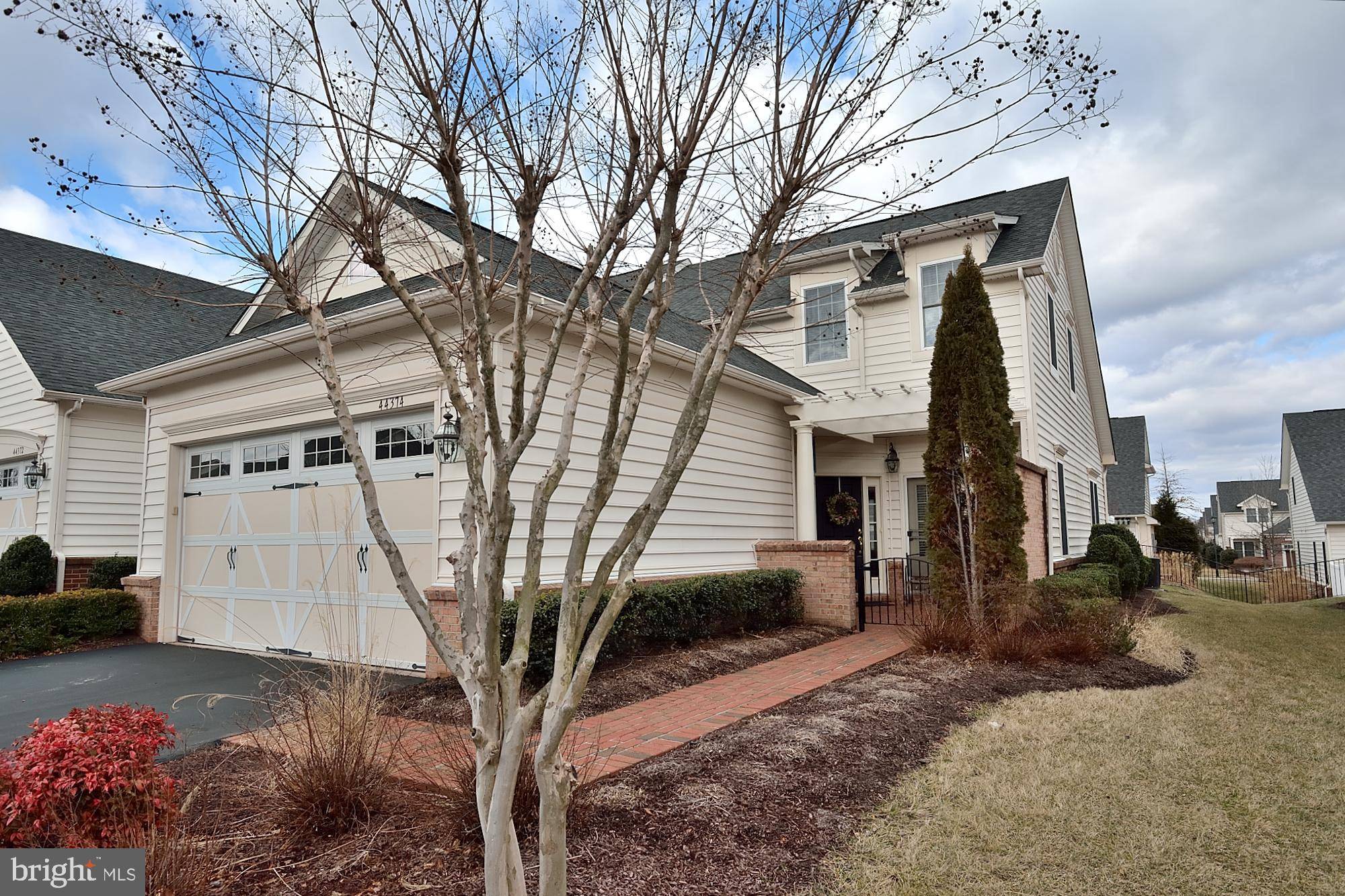 Ashburn, VA 20147,44374 SUNSET MAPLE DR