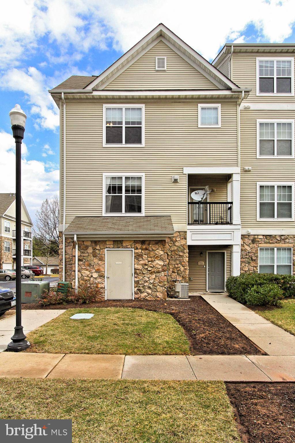 Centreville, VA 20120,5114-T TRAVIS EDWARD WAY #T