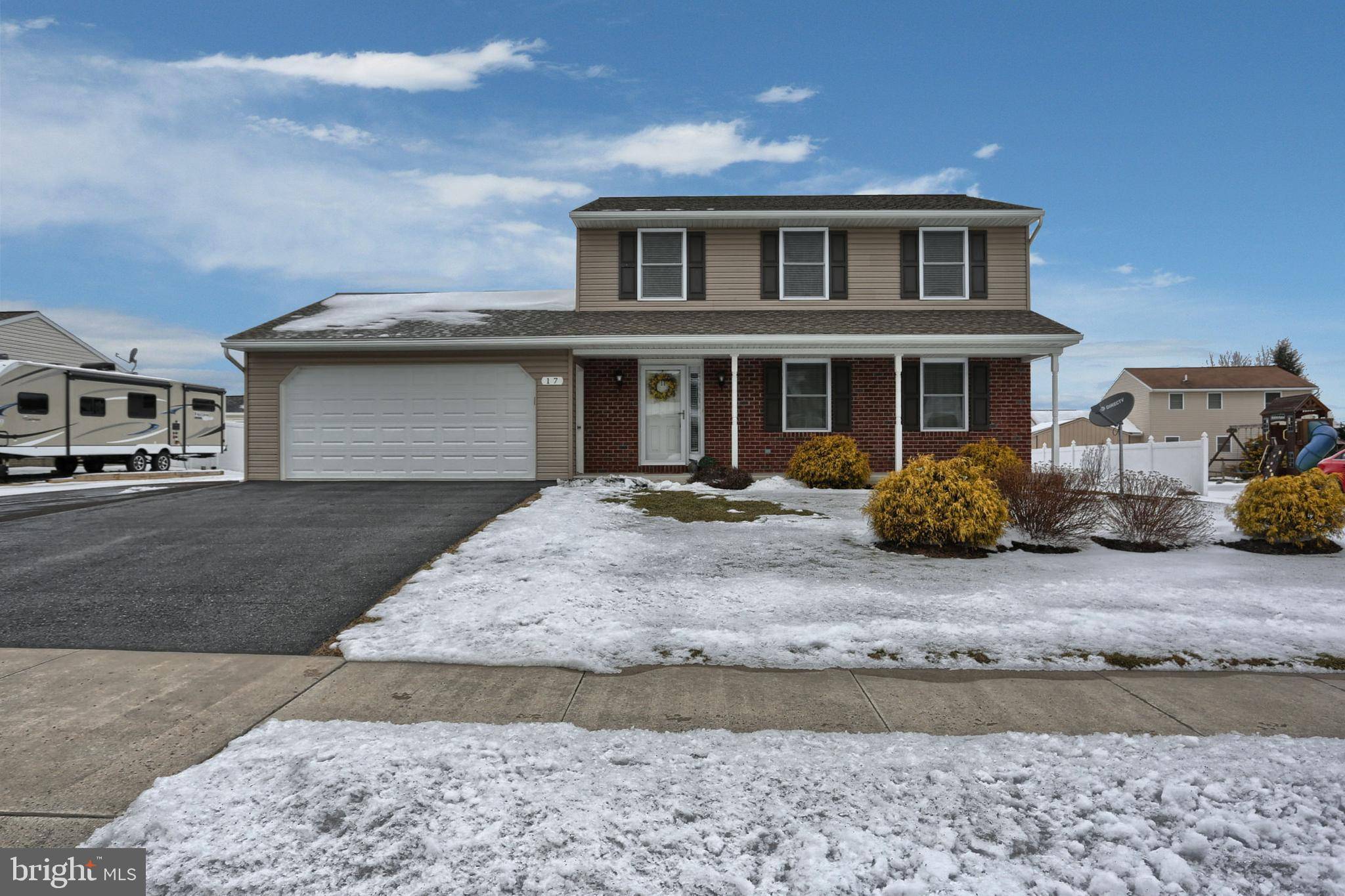 Newmanstown, PA 17073,17 OVERLOOK LN