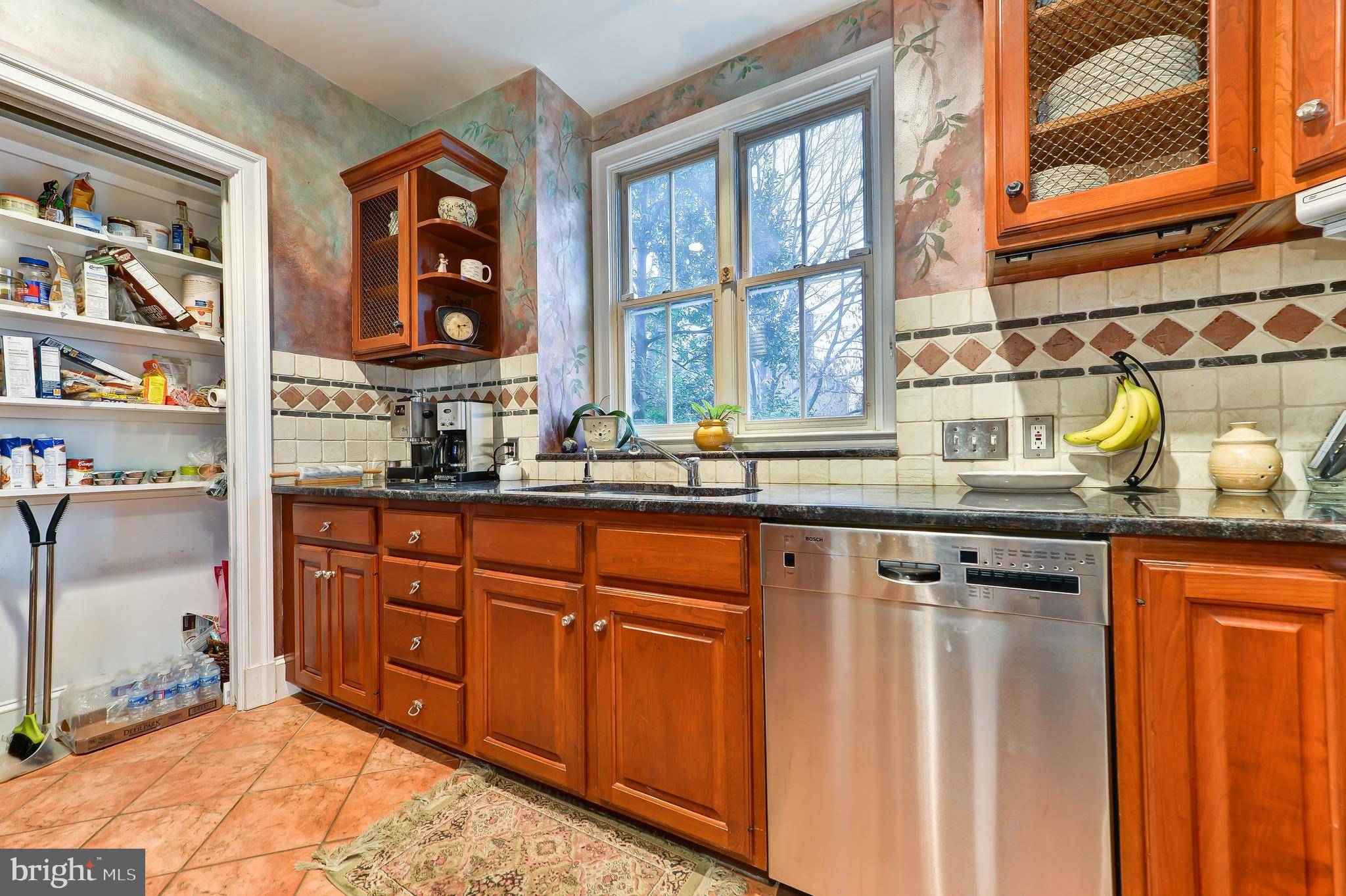 Alexandria, VA 22314,517 PRINCESS ST