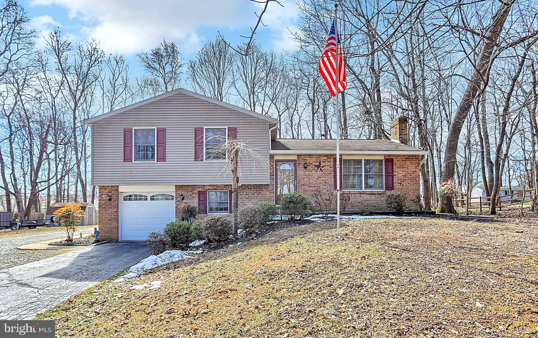 Seven Valleys, PA 17360,565 OAKWOOD DR