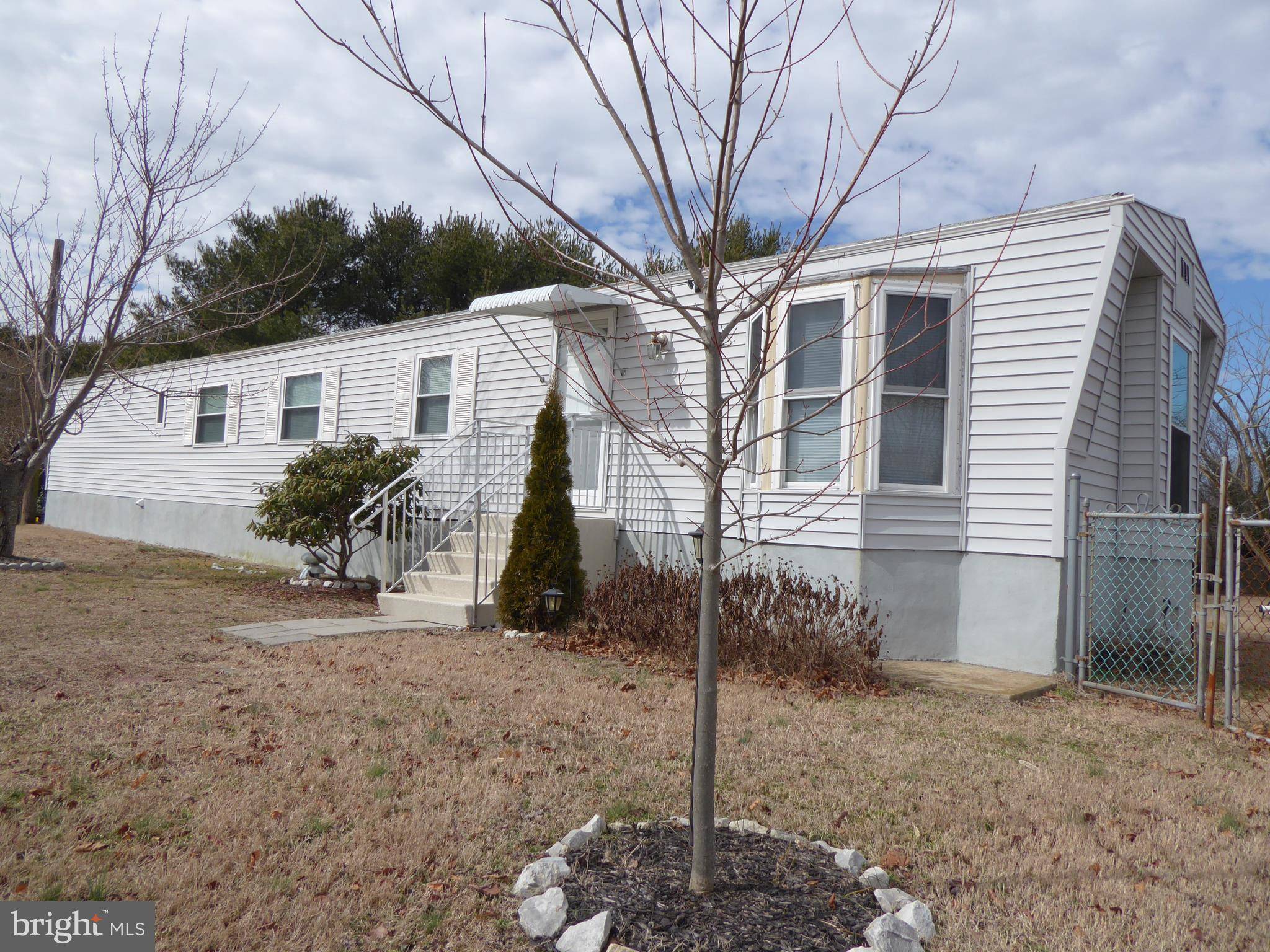 Dividing Creek, NJ 08315,1083 DRAGSTON RD