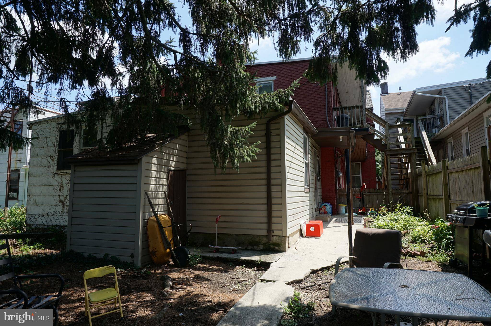 York, PA 17401,331 W PHILADELPHIA ST