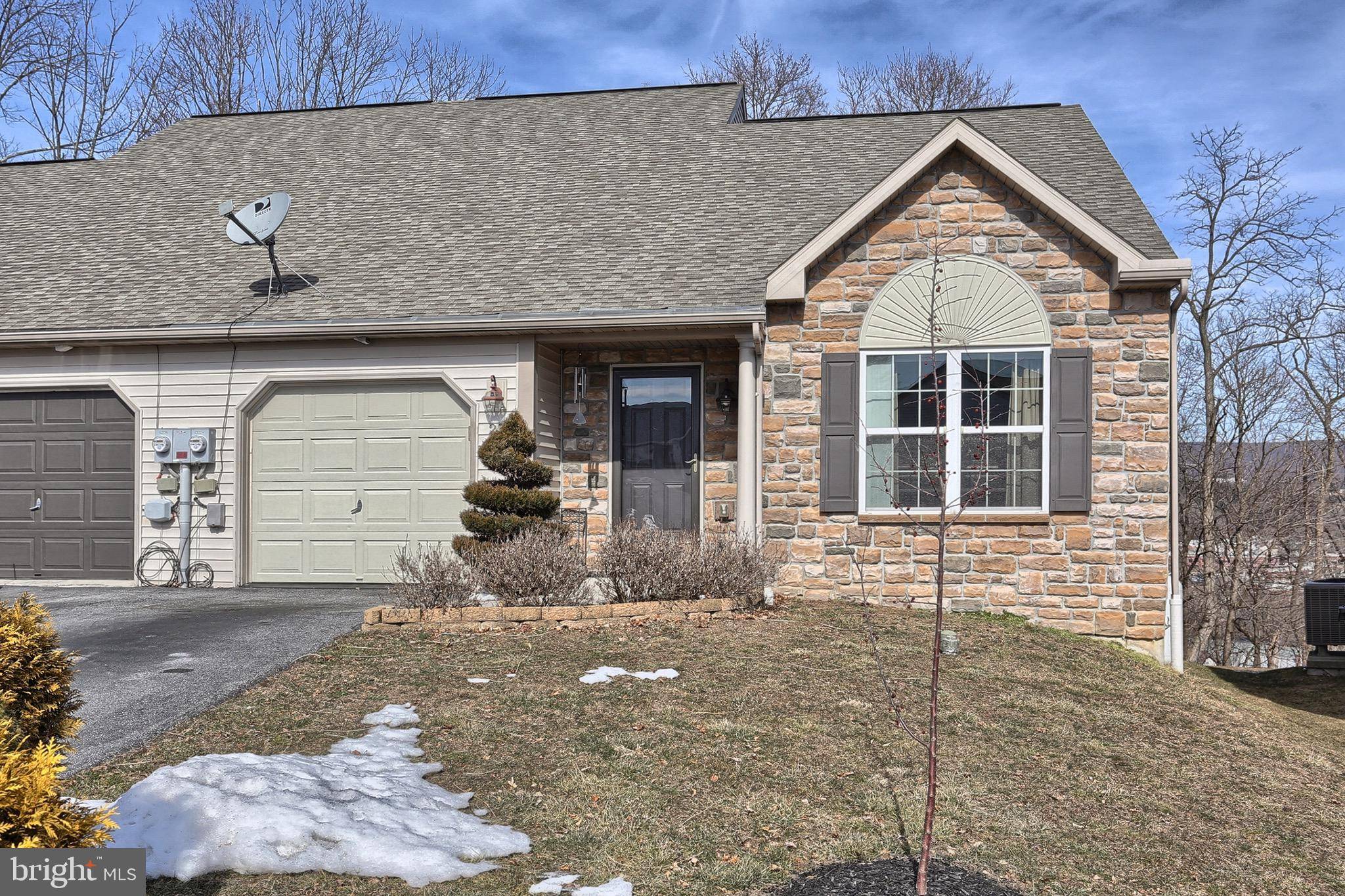 Cressona, PA 17929,27 MARSHA DR