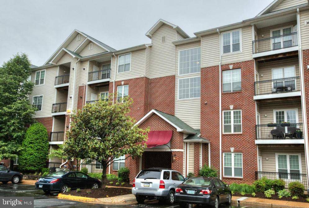 Mclean, VA 22102,1601 SPRING GATE DR #1111