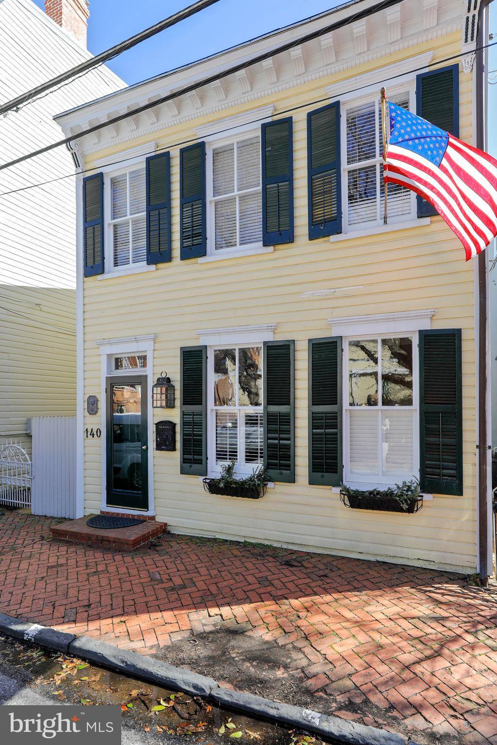 Annapolis, MD 21401,140 CHARLES ST