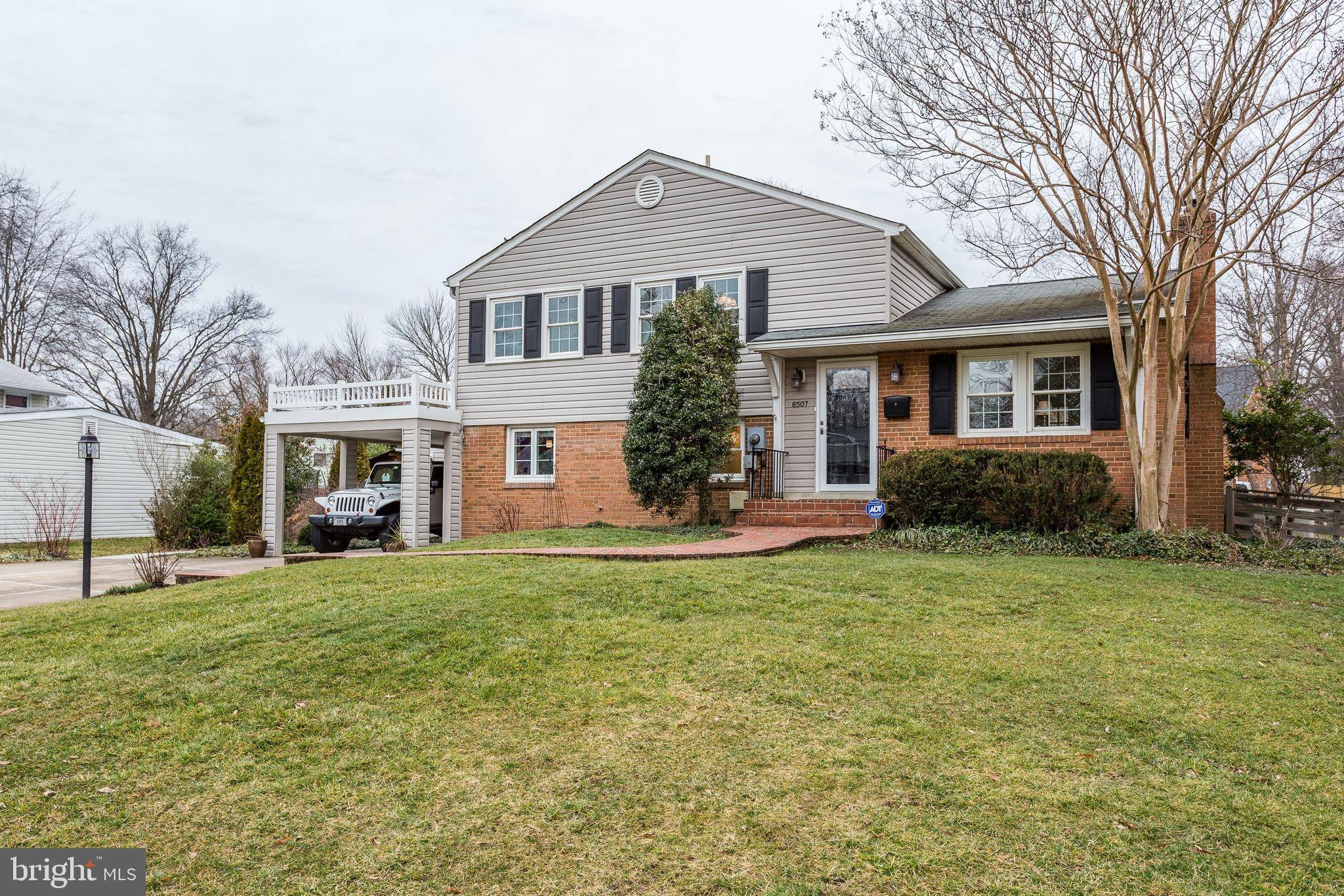 Alexandria, VA 22308,8507 CYRUS PL