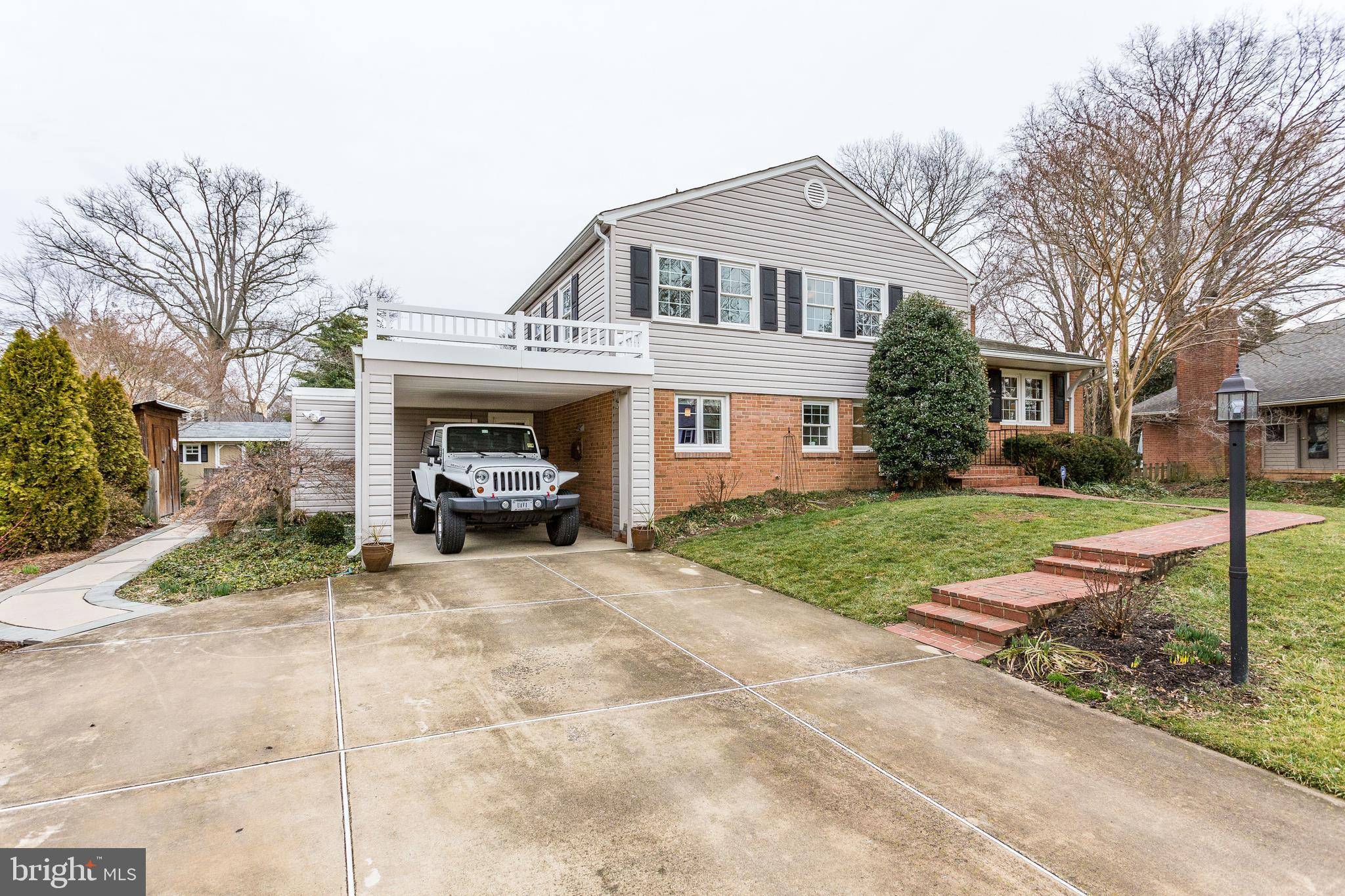 Alexandria, VA 22308,8507 CYRUS PL