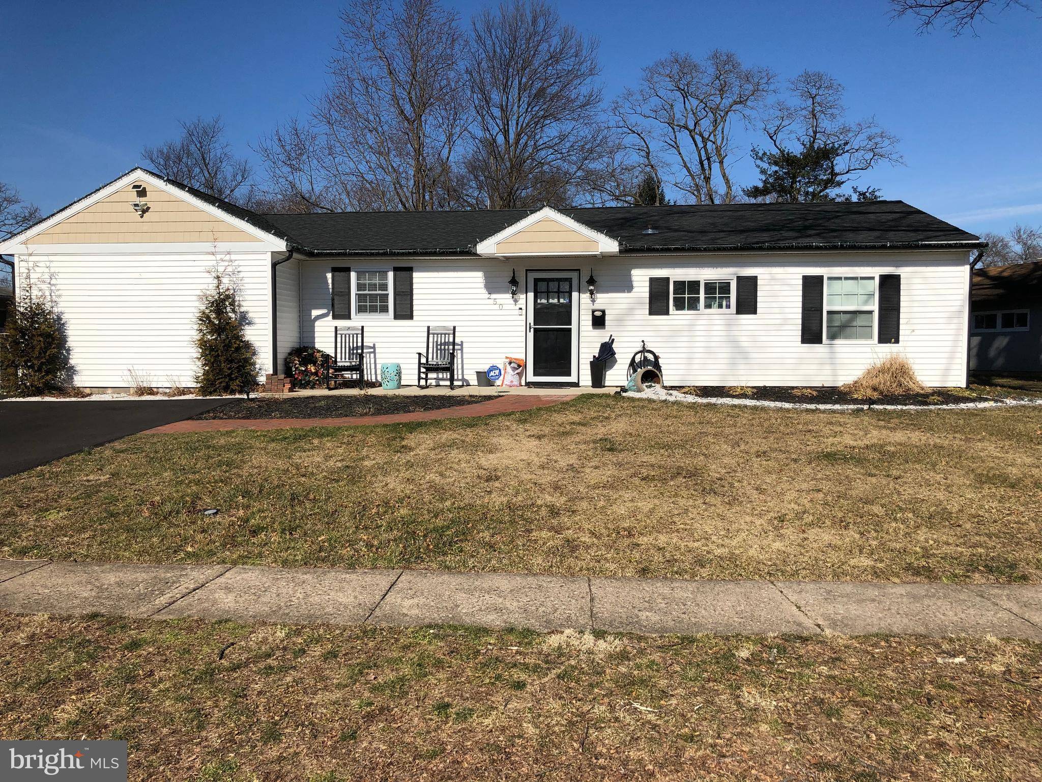 Levittown, PA 19054,250 THORNRIDGE DR