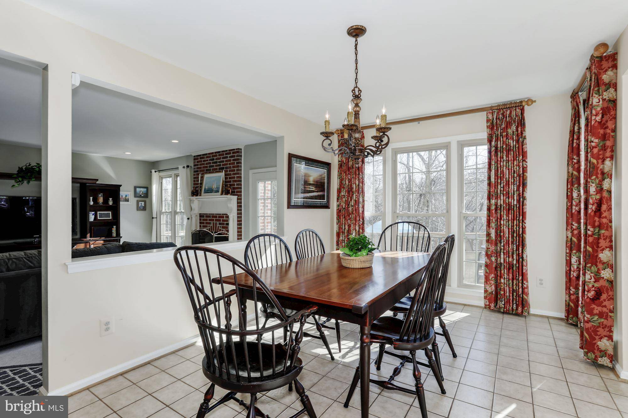 Centreville, VA 20121,6615 HARNESS  HILL CT