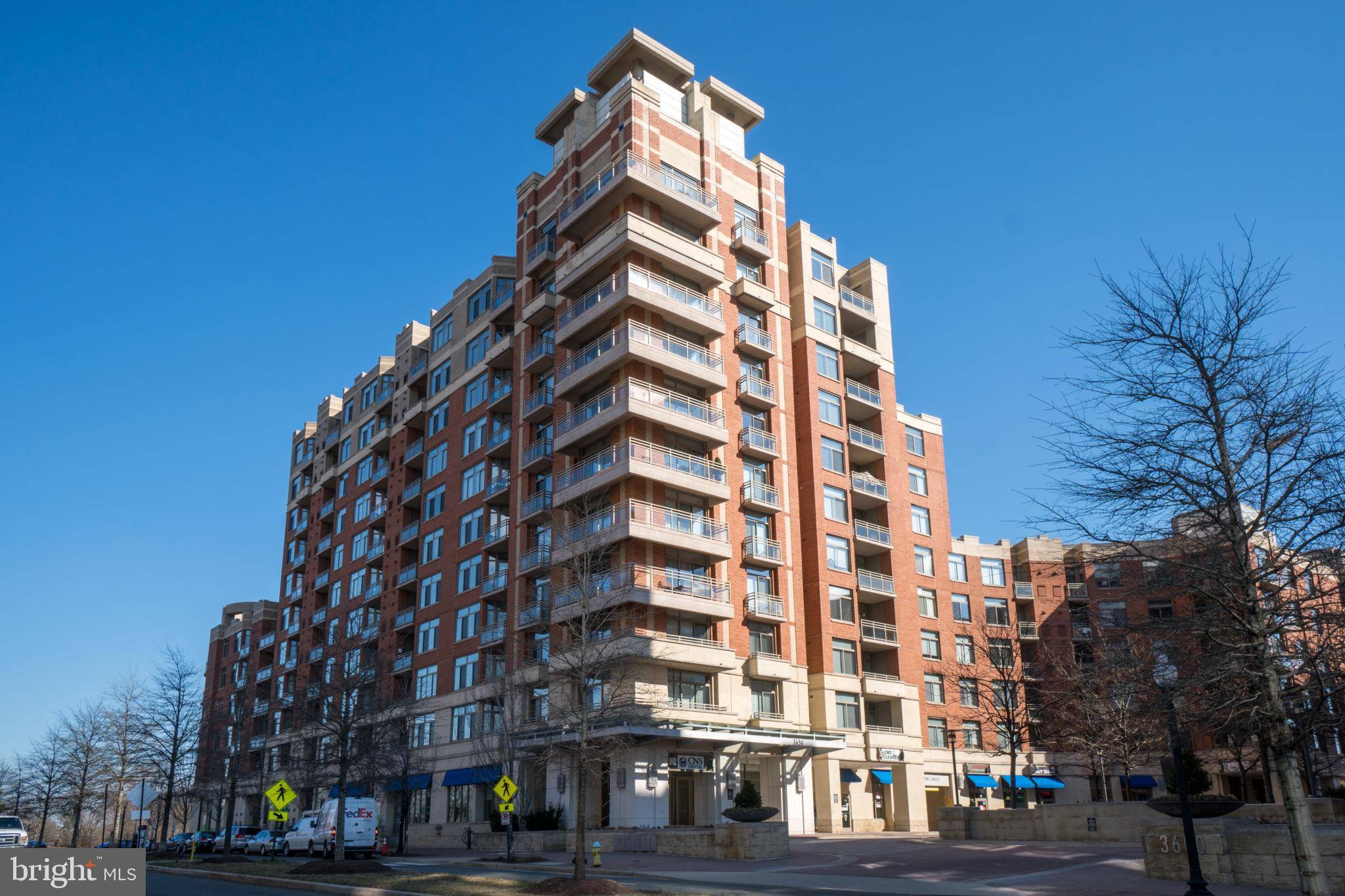 Arlington, VA 22202,3650 S GLEBE RD #244