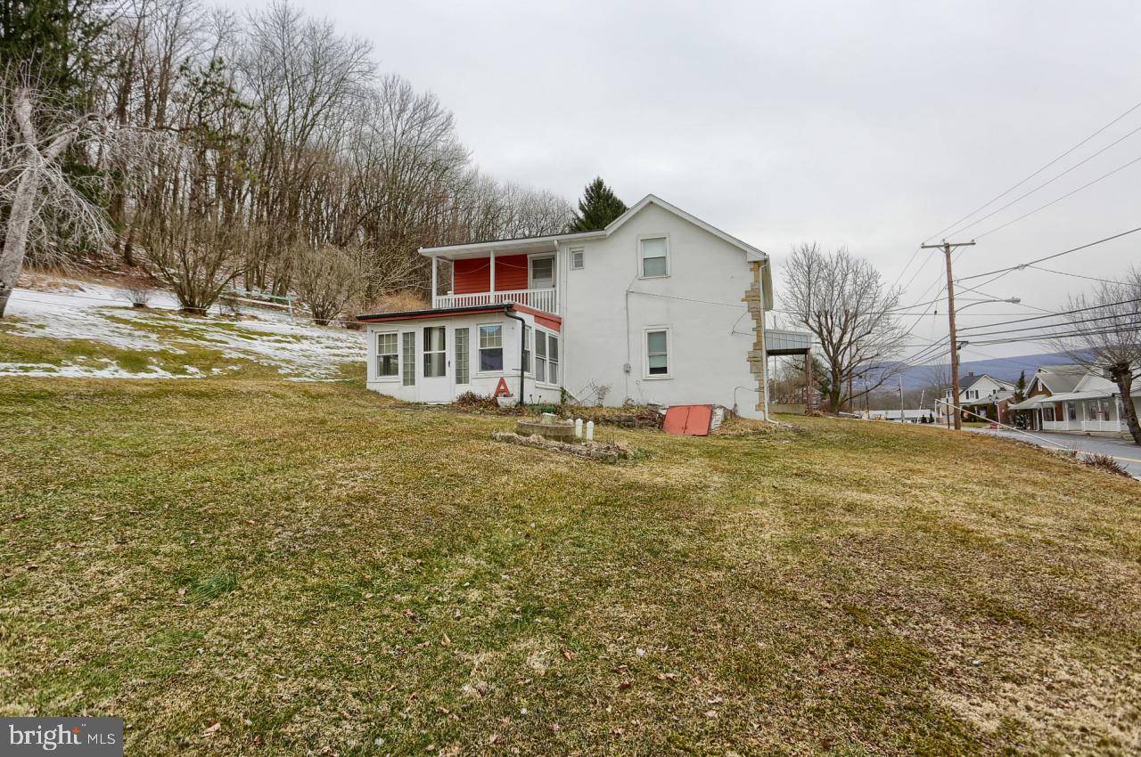 Lenhartsville, PA 19534,58 W PENN ST