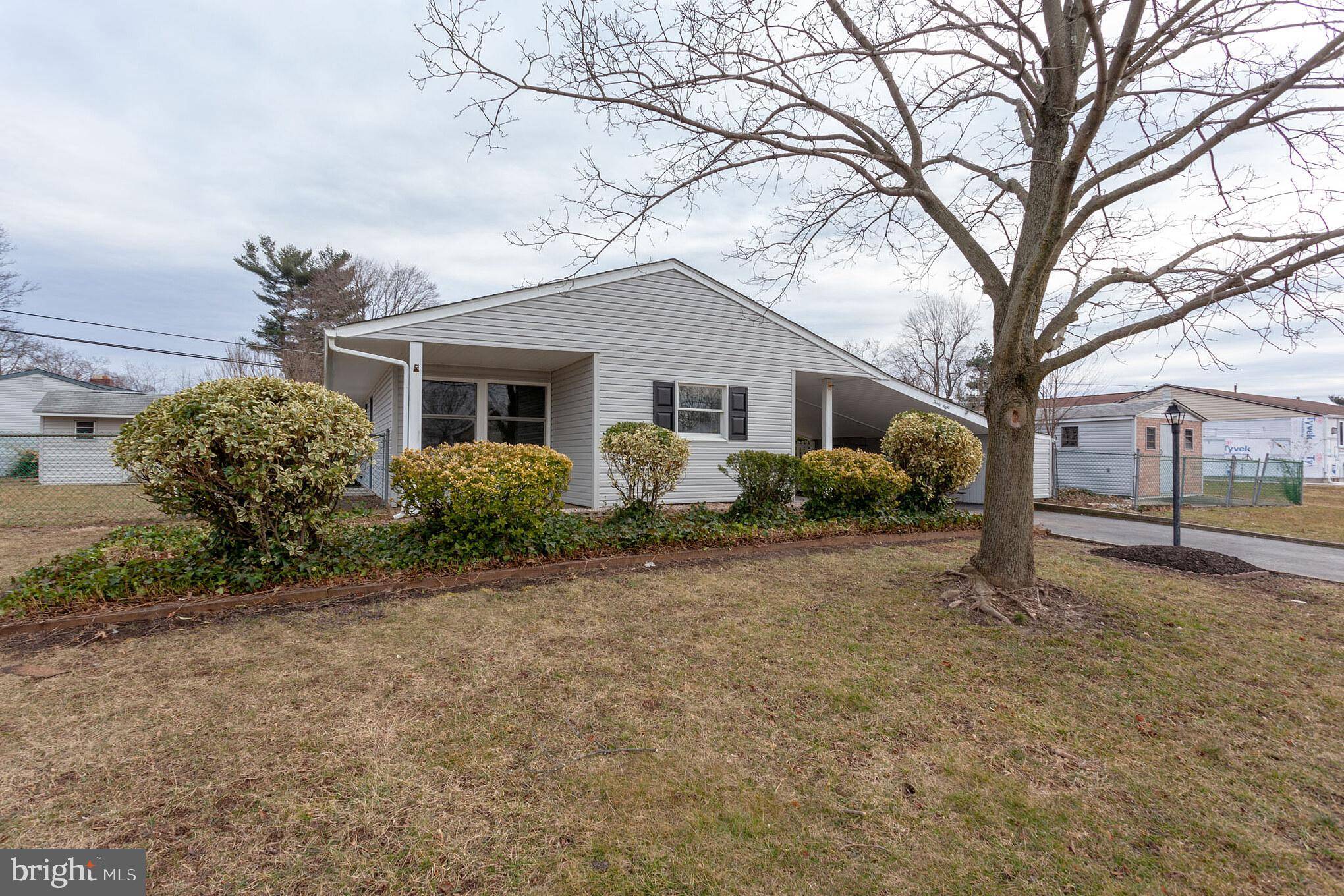 Levittown, PA 19055,38 GRAYSTONE LN