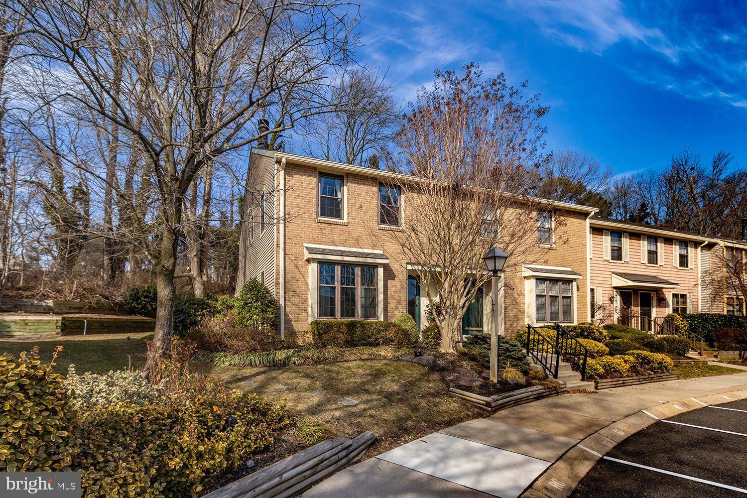 Cherry Hill, NJ 08034,607 KINGS CROFT