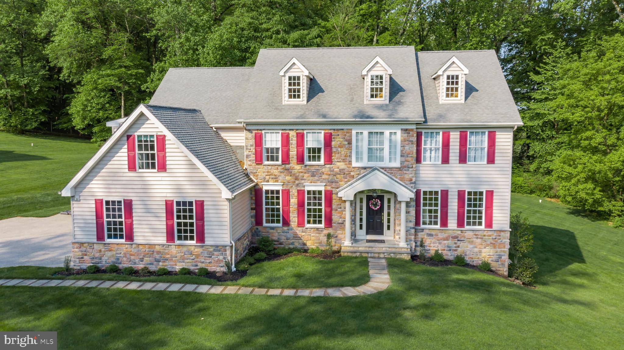 Glen Mills, PA 19342,90 AUTUMN WOODS LN