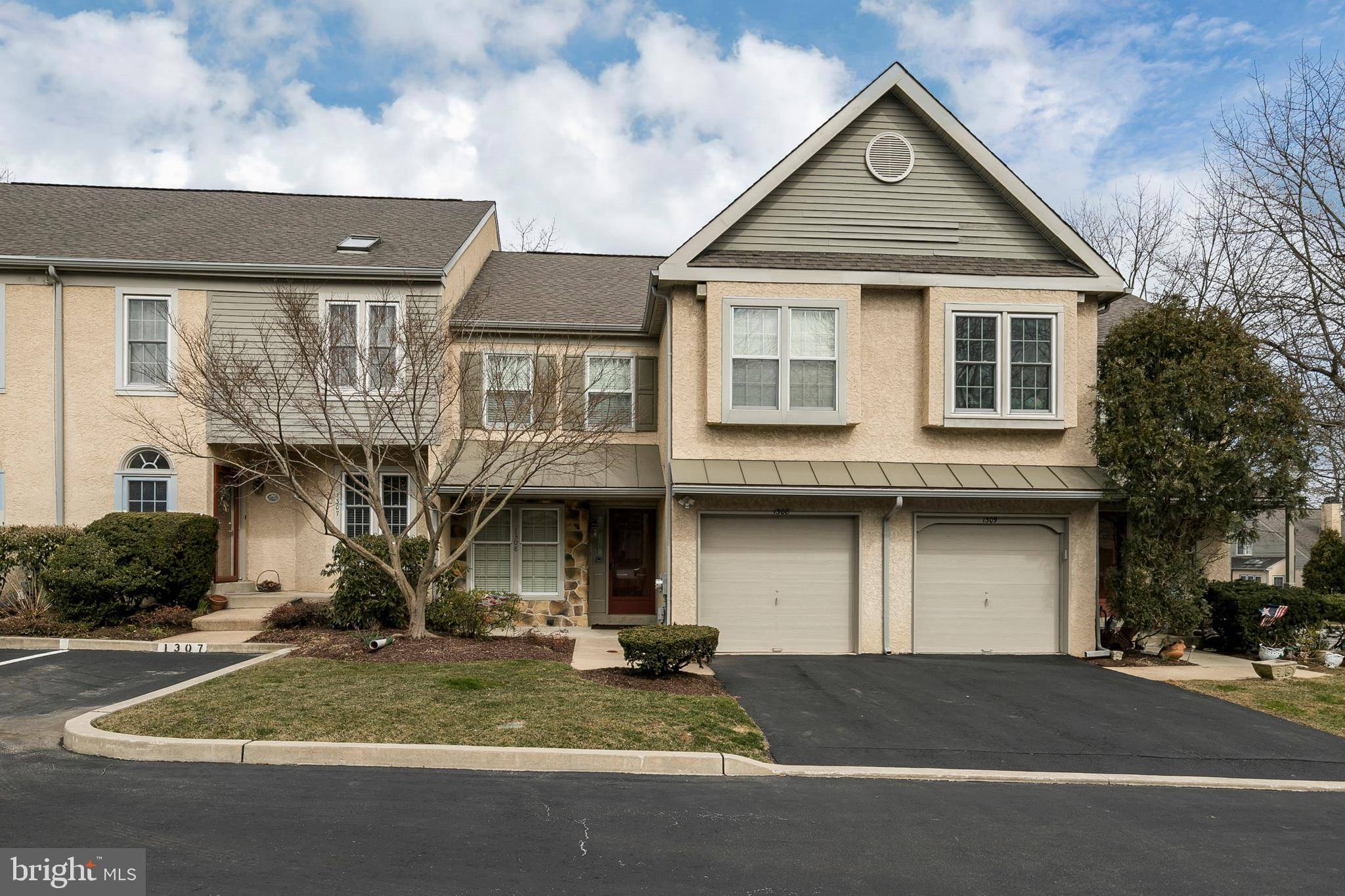 West Chester, PA 19382,1308 HALIFAX CT