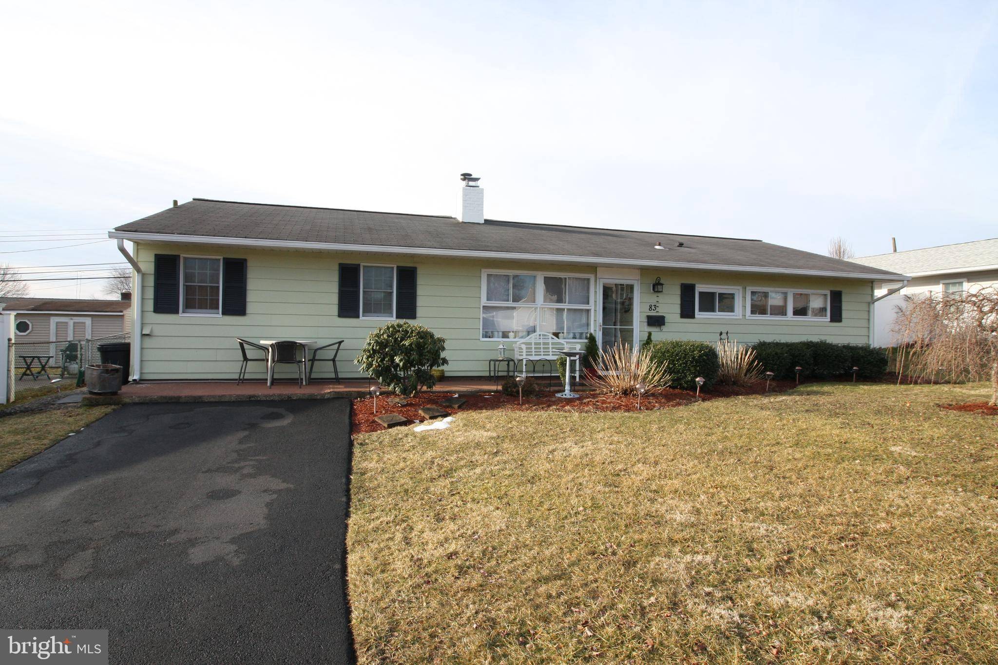 Levittown, PA 19054,83 BRIAROOT LN