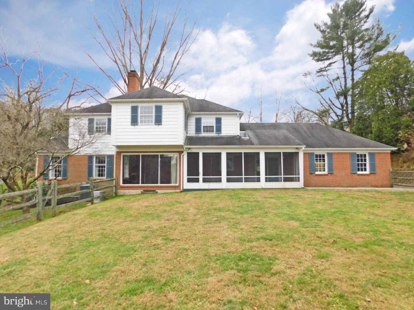 Newtown Square, PA 19073,848 BRIARWOOD RD