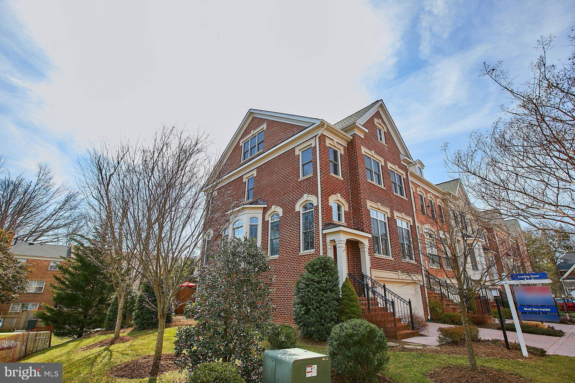 Mclean, VA 22101,7023 LITTLE LEAF LINDEN LN