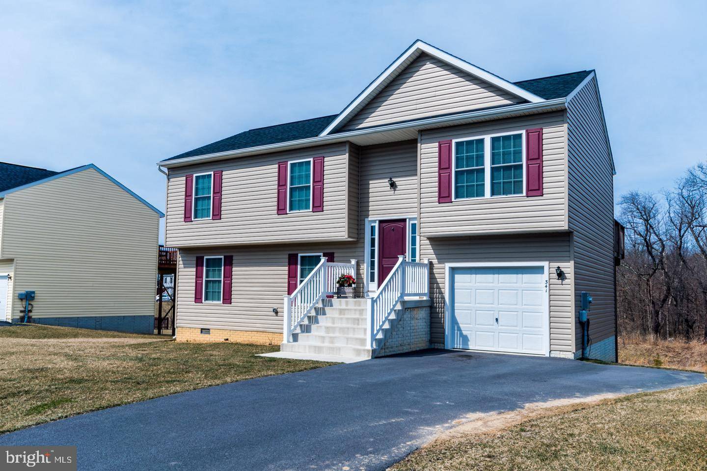 Martinsburg, WV 25405,341 TYLER WAY