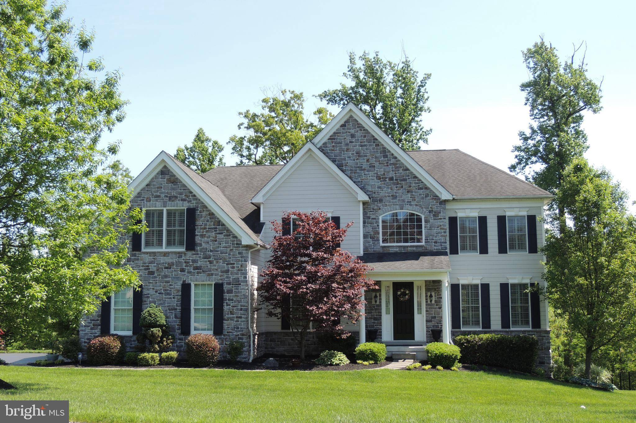 Chadds Ford, PA 19317,8 LOCUST LN