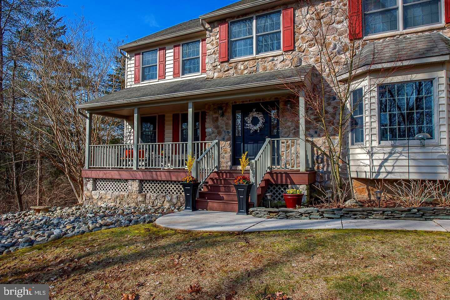 Perkiomenville, PA 18074,208 HOLLOWBUSH LN