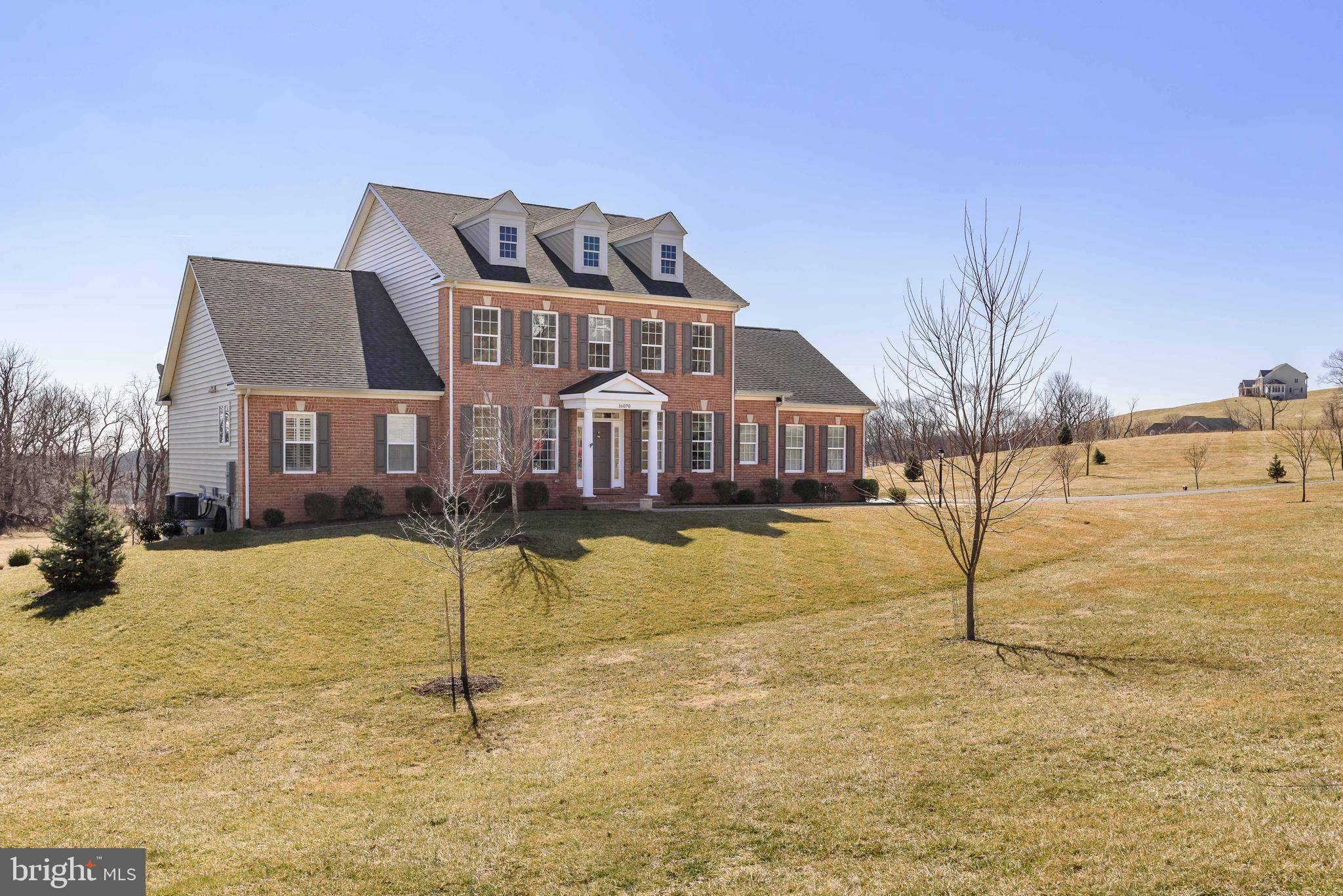 Round Hill, VA 20141,16070 FLAGSTONE CT