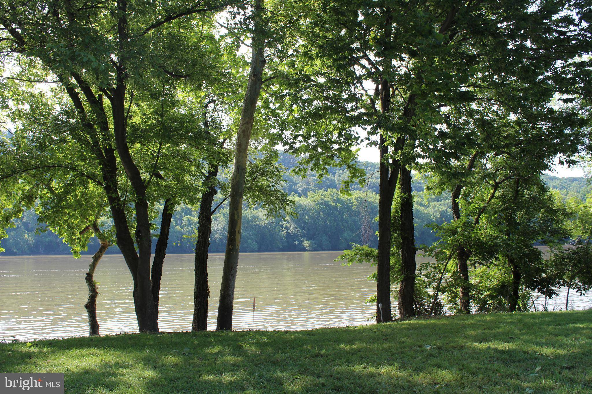 Harpers Ferry, WV 25425,497 RIVER CLIFF DR