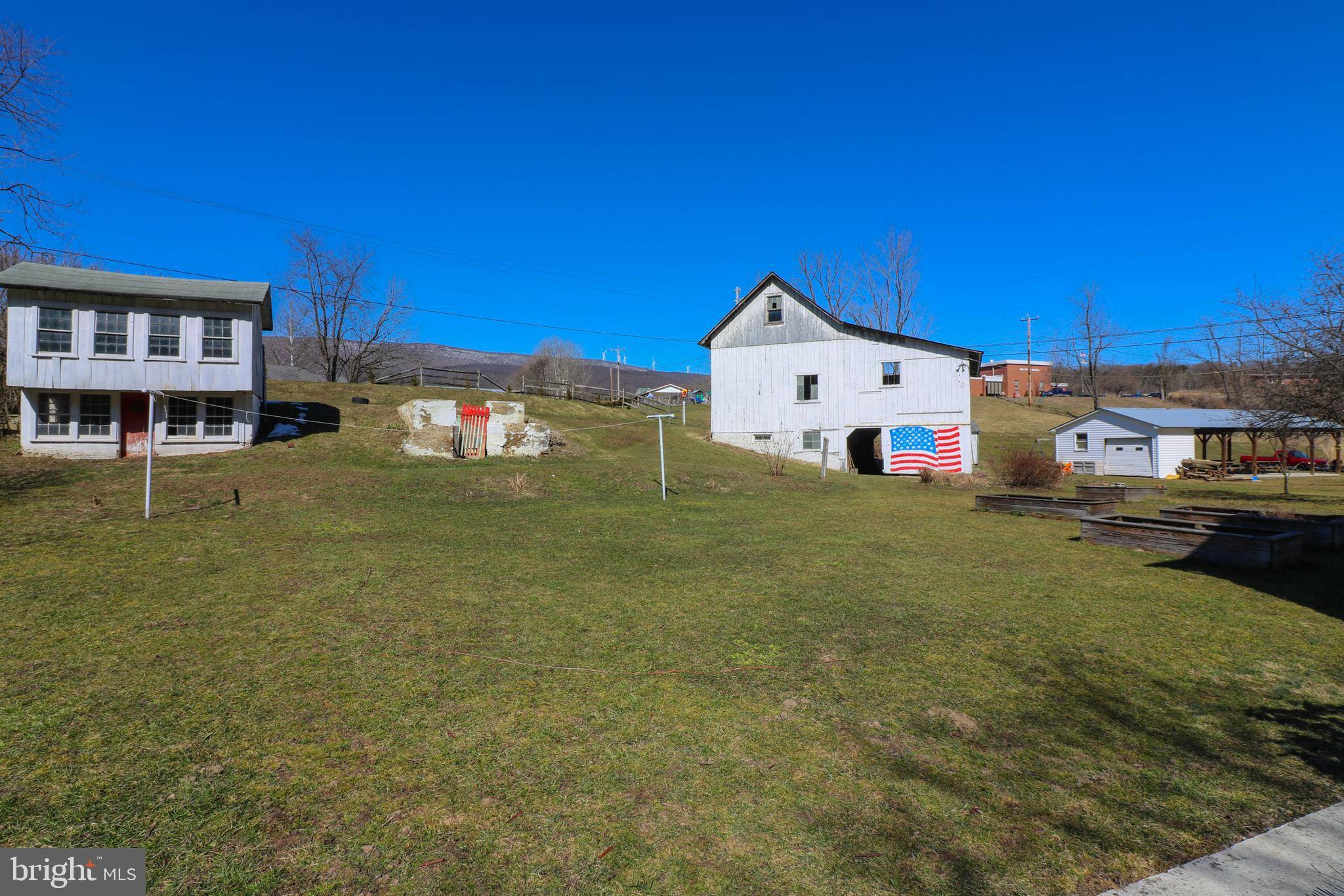 New Creek, WV 26743,32 GARDNERS LANE